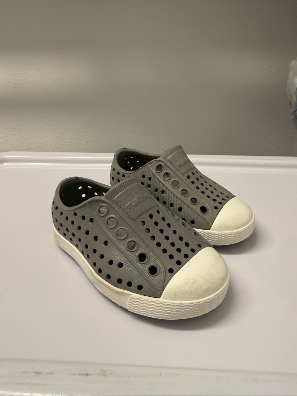 Native Kids Jefferson Slip-Ons - Gray